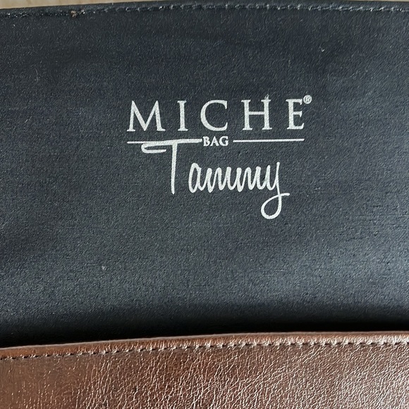 MICHE Classic Shell - Tammy - Picture 3 of 4